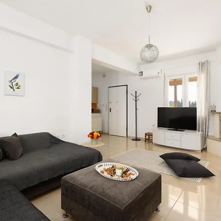 Villa Anthea By Halu!